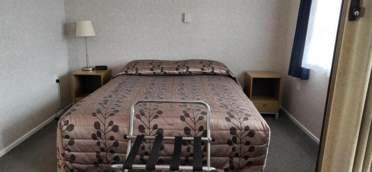 Cypress Court Motel Whangarei Kültér fotó