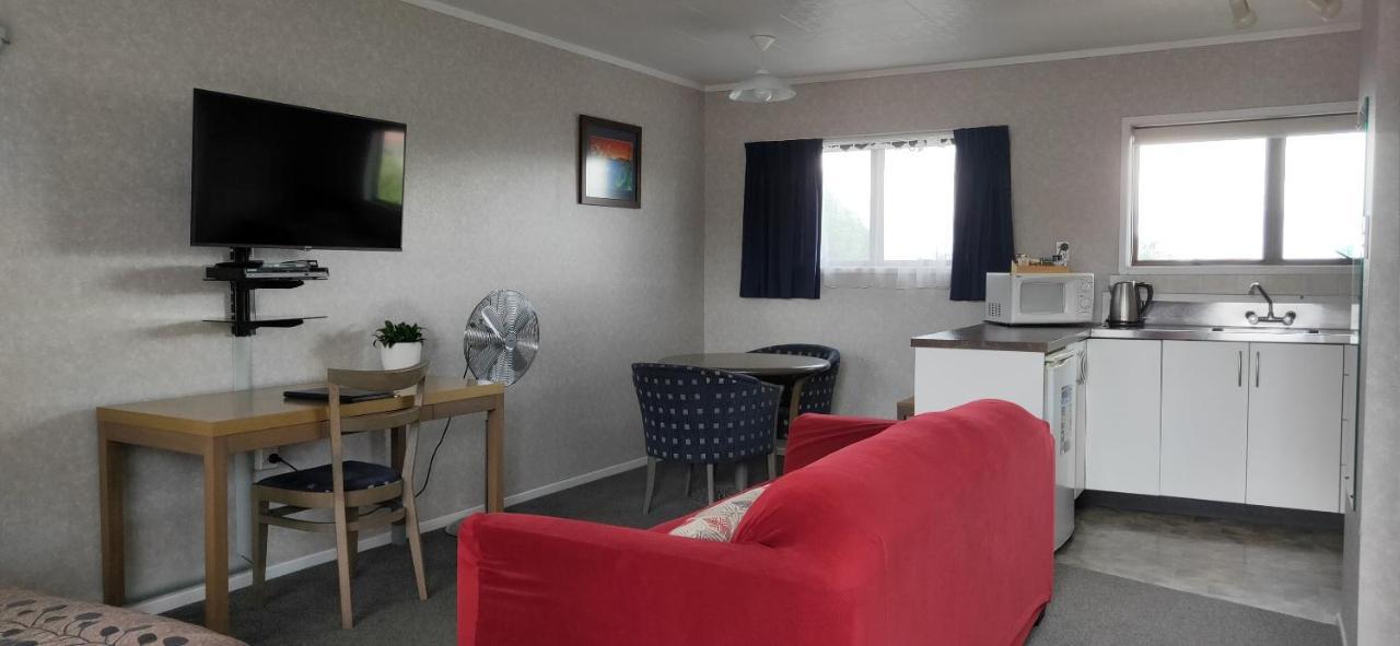 Cypress Court Motel Whangarei Kültér fotó